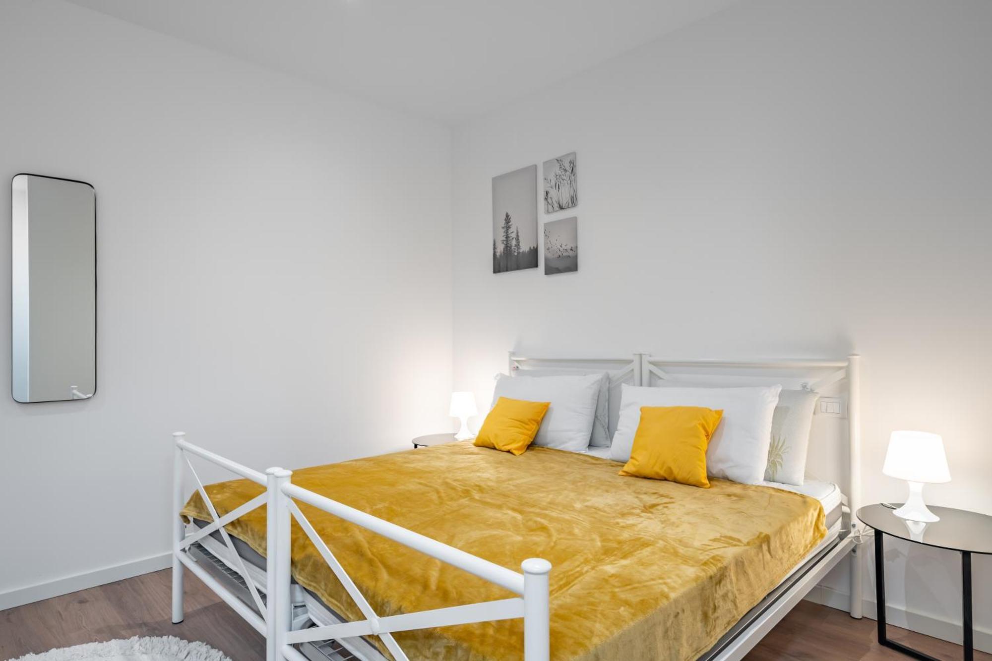 Cascina Conicchio - Metro Station - By Host4U Apartment Brescia Exterior photo